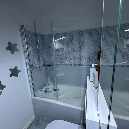 Vue Et Piscine アパート *